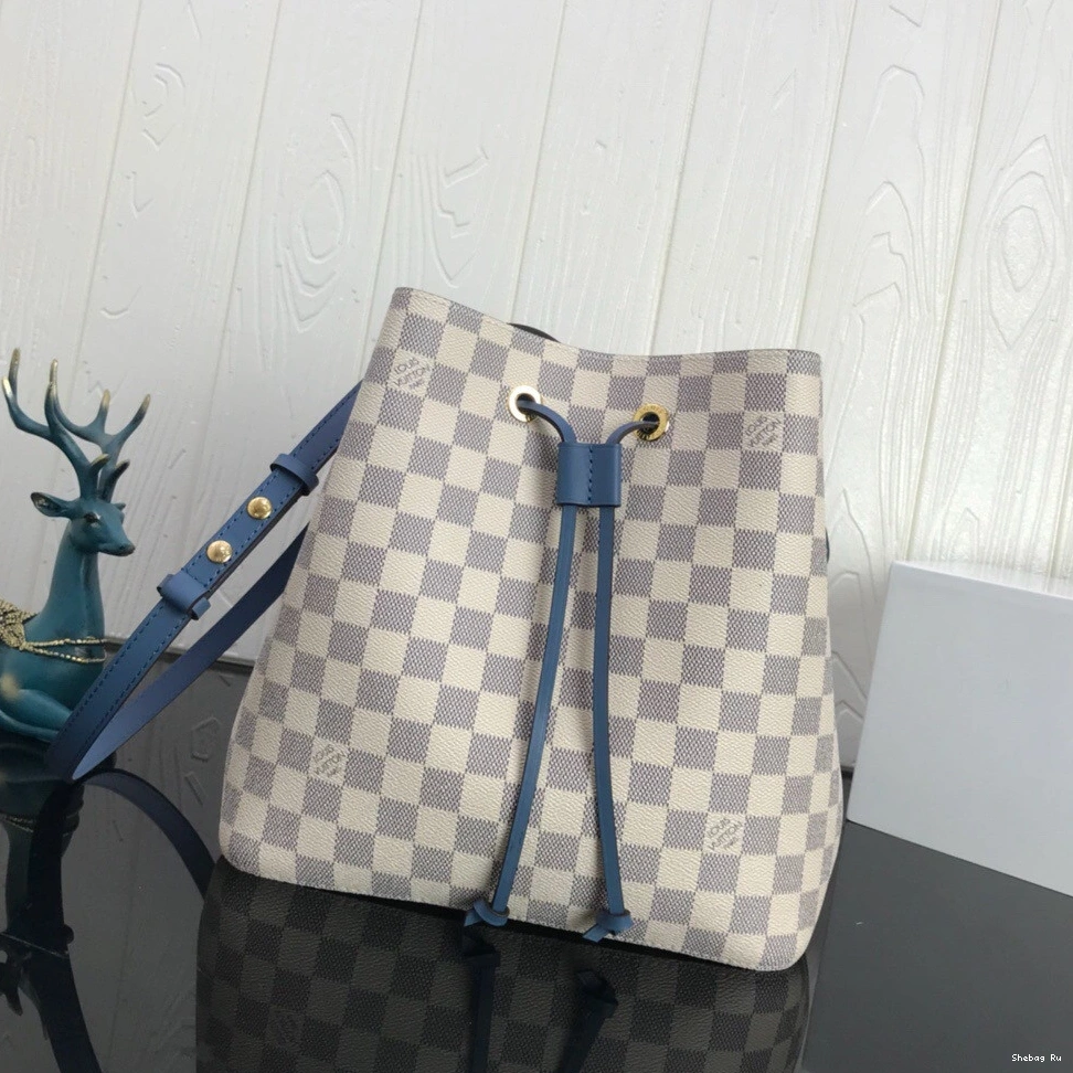 Vuitton NEO Louis NOE 0806
